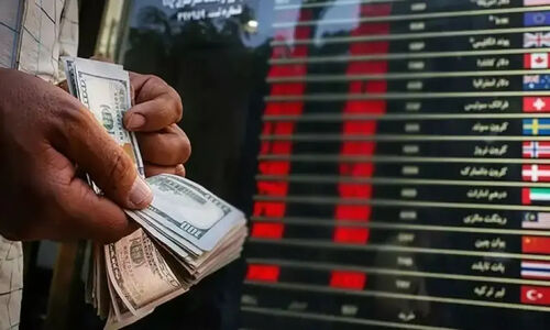 چرا هیچ دولتی نتوانست دلار را مهار کند؟ رازهای پنهان سقوط ارزش ریال
