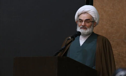 آیت‌الله فلاحتی: انقلاب اسلامی تحقیر زن در غرب را به چالش کشید!