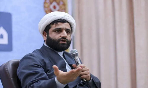 دبیر ستاد فضای مجازی حوزه: هر گیگ اینترنت «مصرف نامشروع» یک میلیارد تومان قیمت‌گذاری شود!