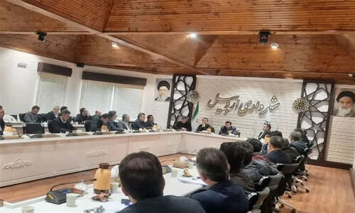 معضل ساختمان‌های ناایمن و متروکه در اردبیل؛ نگرانی جدی مدیران شهری
