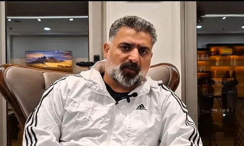 سرمربی بعثت کرمانشاه: چرا اشتباهات داوری همچنان تیم را می‌سوزاند؟