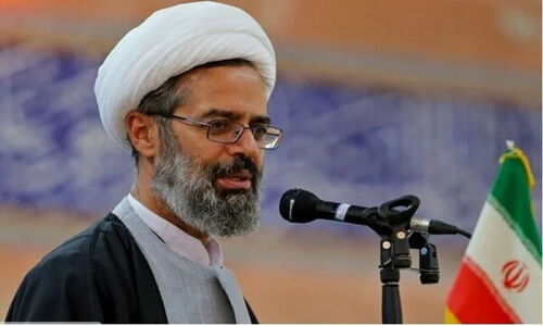 امام جمعه بجنورد هشدار داد: وحدت حوزه و دانشگاه؛ کلید آرامش و مقابله با توطئه‌های دشمنان!