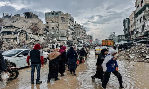 کمیسر آنروا فاش کرد: باران‌های سیل‌آسا، رنج بی‌پایان مردم غزه را دوچندان کرد!