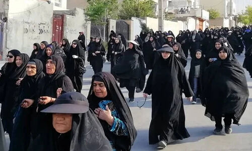 همایش پیاده‌روی خانوادگی در دلگان؛ فرصتی برای تقویت پیوندهای خانوادگی و نشاط عمومی