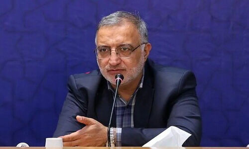 زاکانی: دریافت ۲۵ هزار تومان از کارتن خواب‌ها در اتوبوس‌ها ممنوع و غیرقانونی است!