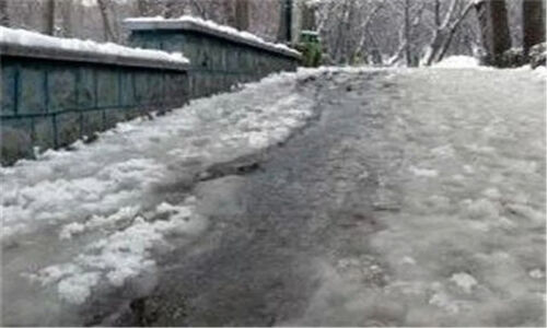 کرمانشاه در آماده‌باش کامل؛ هزار تن شن و نمک برای مقابله با یخبندان ذخیره شد