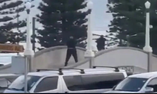 تیراندازی هولناک در جشن حَنوکا استرالیا؛ ۷۰ نفر در خطر جان و زخمی شدند!