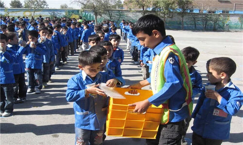 شروع توزیع شیر رایگان برای 190 هزار دانش‌آموز ابتدایی در کرمانشاه؛ قدرت و سلامت در هر جرعه!