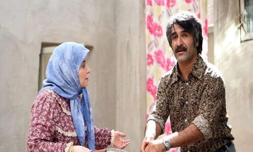 کَل‌کَل بامزه و خنده دار پژمان جمشیدی و ژاله صامتی در پشت صحنه سریال زیر خاکی/ این سکانس نه تکرار میشه نه تکراری، تلف میشید از خنده+ویدیو