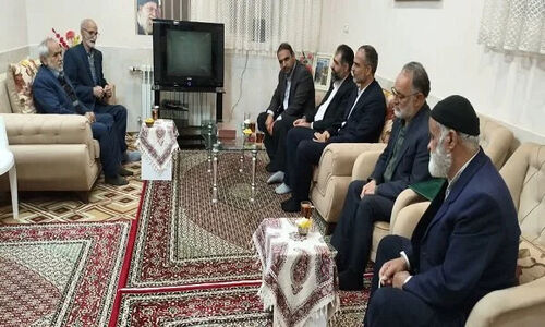 نیم قرن نوای عاشورایی در بیرجند؛ تقدیر ویژه از پیرغلام حسینی که تاریخ‌ساز شد
