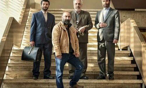 «آقای زالو» با فروش ۱۰۰ میلیاردی، به باشگاه پرفروش‌های سال ۱۴۰۴ پیوست!