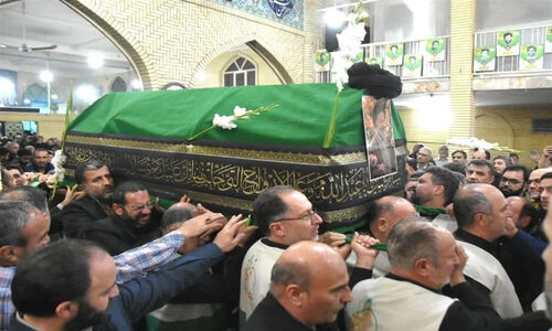 وداع باشکوه هزاران نفر با آیت‌الله شاهچراغی در خیابان‌های سمنان