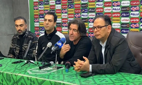 واکنش ساپینتو به هل دادن‌های جنجالی در زمین بازی؛ چرا سکوت کرد؟