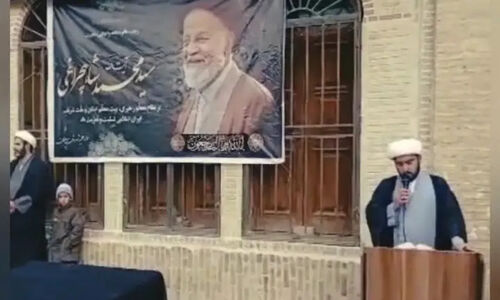 مراسم وداع باشکوه با پیکر آیت‌الله سید محمد شاهچراغی در مدرسه علمیه برگزار شد