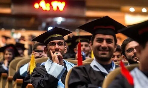 چرا تشکیل خوشه‌های نخبگانی میان دانشجویان و پژوهشگران حیاتی است؟