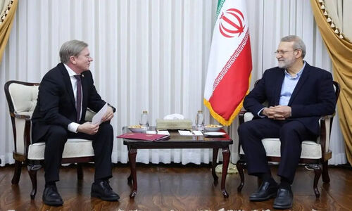 لاریجانی خبر داد: دولت مالک تمام اراضی مسیر کریدور حیاتی شمال-جنوب می‌شود!