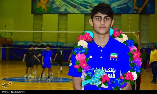 استقبال گرم یاسوج از قهرمان جهانی والیبال دانش‌آموزی؛ افتخاری برای کهگیلویه و بویراحمد