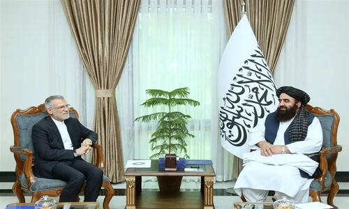 وزیر خارجه طالبان: افغانستان دیگر یک «مشکل» نیست، مسیر پیشرفت آغاز شده!