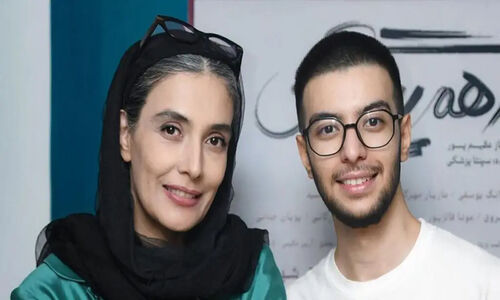 لیلا زارع و پسرش با استایل‌های خاص و متفاوت در مقابل دوربین؛ ترکیبی از هنر و مد که همه را جذب کرد