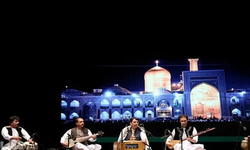 گلستان به مرکز برگزاری باشکوه جشنواره ملی آواها و نواهای رضوی تبدیل شد!