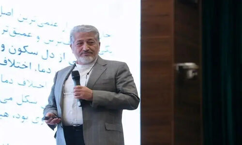 رنجبر به تشکل‌های دانشجویی: دست از تقلید دعواهای سیاسی بردارید!
