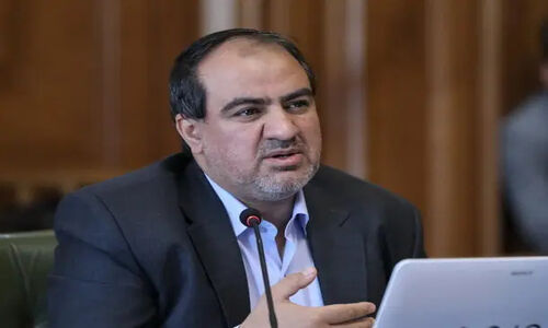 اعتراض تند عضو شورای شهر به تغییر ناگهانی آیین‌نامه انتخاب شهردار در آستانه انتخابات!