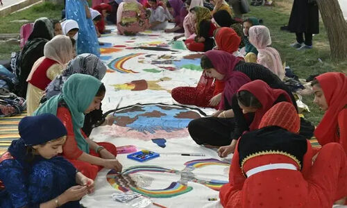 ۸ سال بلاتکلیفی مراکز کانون پرورشی زلزله‌زده کرمانشاه؛ کودکان محروم همچنان در انتظار خدمات واقعی
