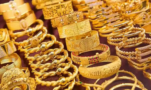 مسدودسازی حساب‌های بانکی فعالان طلا؛ بحران تازه در بازار پرالتهاب طلا