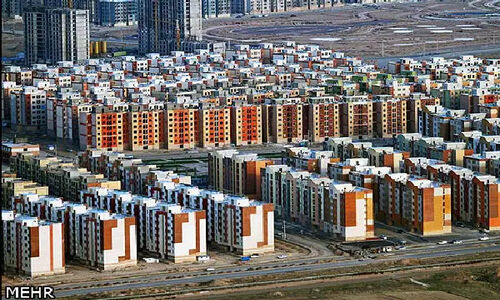 ۱۵ سال چشم‌انتظاری ساکنان مسکن مهر قم برای دریافت سند مالکیت؛ چرا هنوز خبری نیست؟
