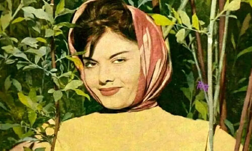 نگاهی نایاب به فخری خوروش در ۴۵ سالگی کنار عزت‌الله انتظامی؛ تصویری از سال ۵۳ که نمی‌دانستید!