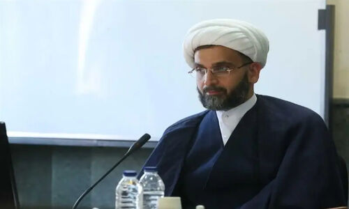 تولید بیش از ۱۰۰ محتوای چندرسانه‌ای ویژه درسنامه هوشمند انس با قرآن؛ انقلاب آموزشی در دانشگاه آزاد