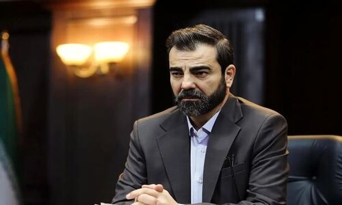بهزاد خلج در پشت صحنه سریال اجل معلق؛ آقای بازیگر چقدر تغییر کرده