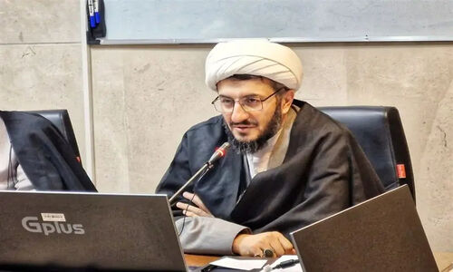 معاون پژوهش حوزه: یادداشت‌نویسی کوتاه، کلید موفقیت طلاب جوان در پژوهش و نویسندگی