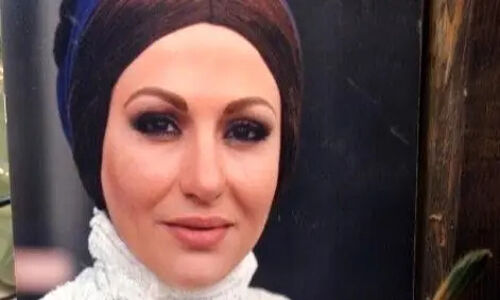 ساغر عزیزی با اشک فاش کرد: پس از طلاق، بچه‌ام را بردم خانه مادرم و خودم را کنار گذاشتند!