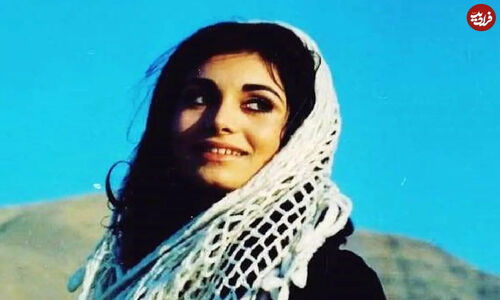 چهره متفاوت سپیده بازیگر پیش از انقلاب در 72 سالگی کنار پسرش دیده شد!
