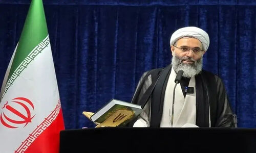 امام جمعه قشم: حماسه نهم دی، نماد بصیرت ملی و بلوغ سیاسی مردم ایران