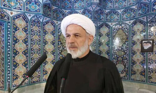 روشن‌تن: بصیرت، کلید شکست توطئه‌های دشمن در جنگ فرهنگی و اقتصادی است