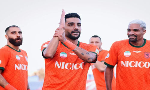 مهدی شریفی مقابل پرسپولیس؛ آیا طلسم گل نزدن شکسته می‌شود؟
