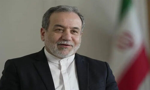 عراقچی در فرودگاه اصفهان از سپاه حفاظت هواپیمایی تقدیر کرد؛ امنیت در آسمان‌ها چگونه حفظ می‌شود؟