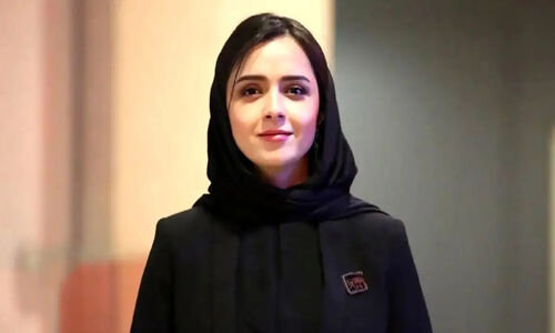 نگاهی متفاوت به دکور مینیمال و خاص خانه ترانه علیدوستی که همه را شگفت‌زده کرد