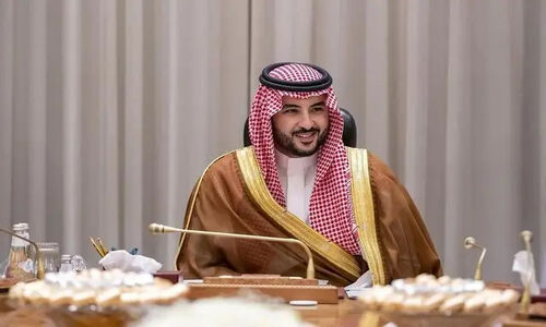 وزیر دفاع عربستان: شورای انتقالی جنوب یمن باید فوراً نیروهایش را از المهره و حضرموت بیرون بکشد!