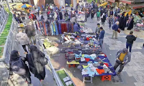 شهرداری تهران دستفروشان را در ۵۴ نقطه پر تردد ساماندهی می‌کند؛ بازارهای فاخر تا شب عید در ۴ منطقه‌