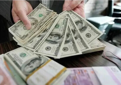 قیمت دلار 8 دی 1404؛ افزایش قیمت دلار لحظه‌ای شد