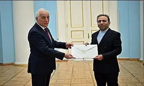 تسلیم استوارنامه سفیر جدید ایران به رئیس جمهور ارمنستان