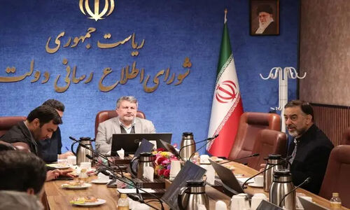 نشست رئیس شورای اطلاع‌رسانی دولت با جمعی از مدیران رسانه‌های اصولگرا