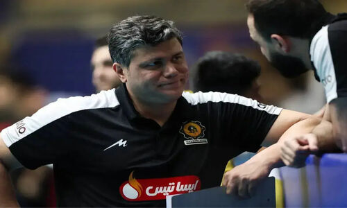 مهدی مهدوی روی این برد حساب می‌کند