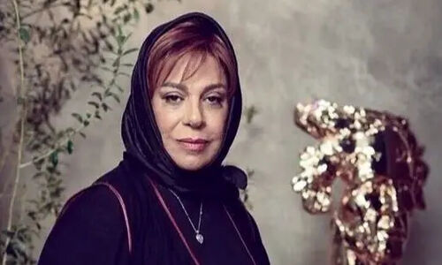 عکس| سفر به ایام قدیم | جوانی «گوهر خیراندیش» در کنار «گوگوش»