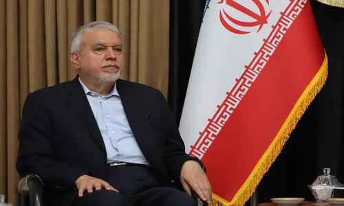 تقویت تشکل‌ها و اعتماد به بخش‌خصوصی، راهبرد دولت در توسعه گردشگری