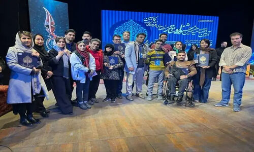 آرام: ۲ گروه تئاتر افراد دارای معلولیت شیروان به جشنواره فجر راه یافت