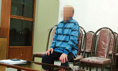 محاکمه مرد ۸۰ ساله به اتهام قتل پسرش